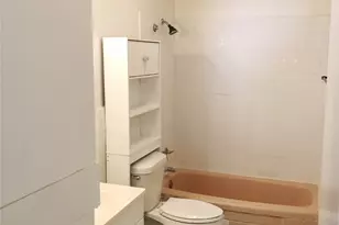 1108 Locust St, Gainesville, TX 76240 - Photo 10