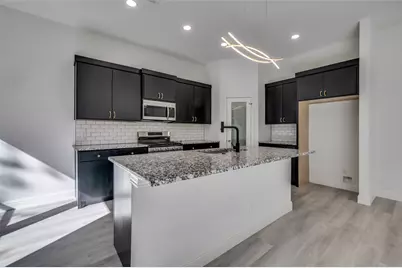 2209 W E Roberts Street, Grand Prairie, TX 75051 - Photo 16