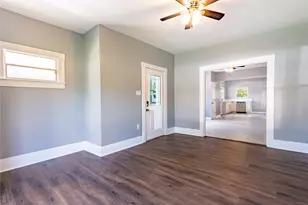 218 N Burdette Ave, Sherman, TX 75090 - Photo 8