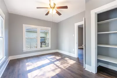 218 N Burdette Avenue, Sherman, TX 75090 - Photo 14