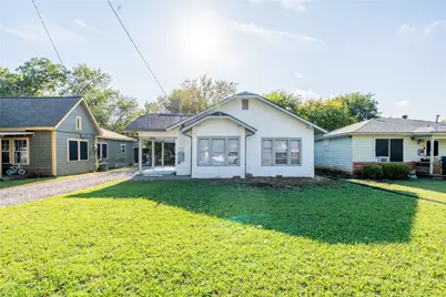 218 N Burdette Avenue, Sherman, TX 75090 - Photo 2