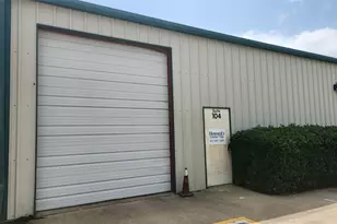 317 Wilshire Blvd, Burleson, TX 76028 - Photo 1