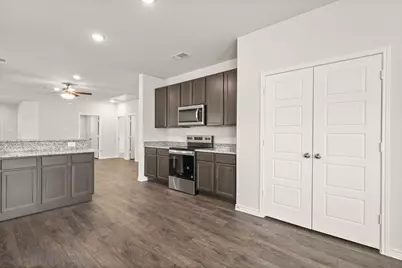 1507 Romans Road, Ennis, TX 75119 - Photo 4