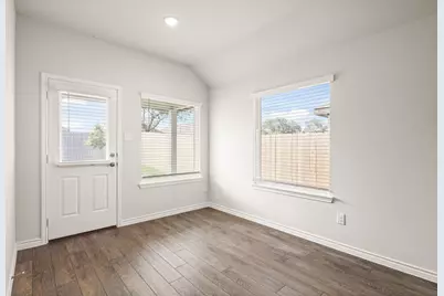 1507 Romans Road, Ennis, TX 75119 - Photo 6