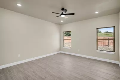 518 Dolphin Terrace, Runaway Bay, TX 76426 - Photo 28