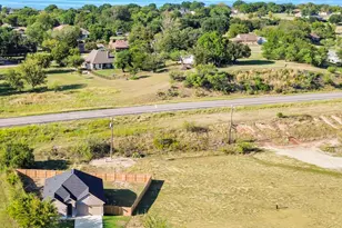 518 Dolphin Terrace, Runaway Bay, TX 76426 - Photo 32