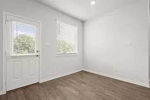 1504 Romans Rd, Ennis, TX 75119 - Photo 6