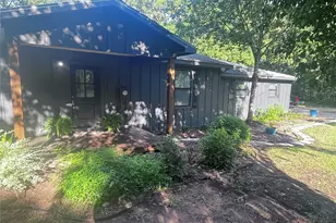 7899 Private Rd 2576, Quinlan, TX 75474 - Photo 2