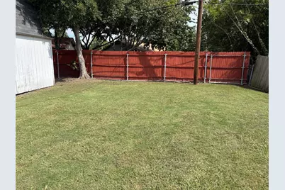 1509 4th Street, Grand Prairie, TX 75051 - Photo 10