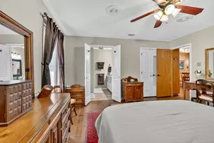 610 Panama Ct, Granbury, TX 76048 - Photo 14