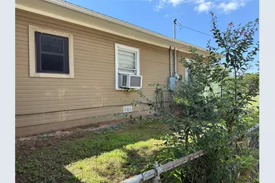 801 W Walker Street, Denison, TX 75020 - Photo 20