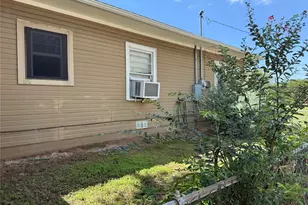 801 W Walker St, Denison, TX 75020 - Photo 20