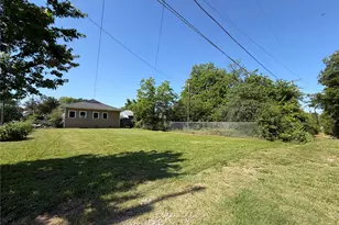 801 W Walker St, Denison, TX 75020 - Photo 24