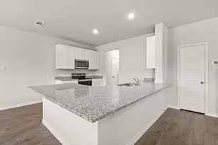 1506 Romans Rd, Ennis, TX 75119 - Photo 2