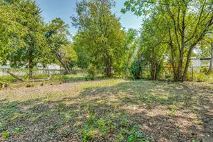 2628 Lea Crest Dr, Dallas, TX 75216 - Photo 22