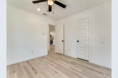 2628 Lea Crest Drive, Dallas, TX 75216 - Photo 12