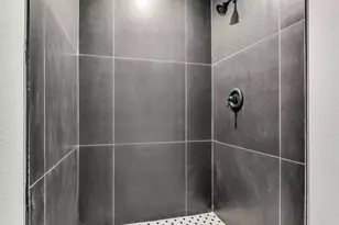 2628 Lea Crest Dr, Dallas, TX 75216 - Photo 20