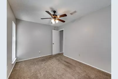 1404 Legget Street, Arlington, TX 76018 - Photo 16