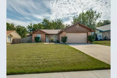 1404 Legget Street, Arlington, TX 76018 - Photo 1