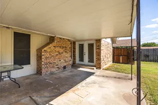 640 Ivy Ann Dr, Woodway, TX 76712 - Photo 32
