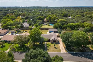 640 Ivy Ann Dr, Woodway, TX 76712 - Photo 38