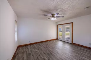 640 Ivy Ann Dr, Woodway, TX 76712 - Photo 20