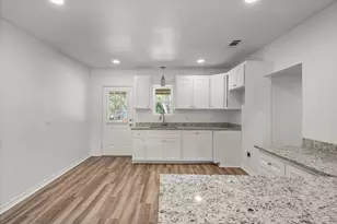 424 E 3rd St, Blooming Grove, TX 76626 - Photo 10