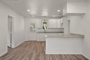 424 E 3rd St, Blooming Grove, TX 76626 - Photo 6