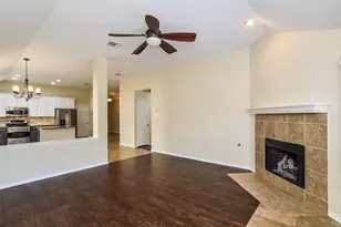 9409 Caliente Dr, McKinney, TX 75072 - Photo 2