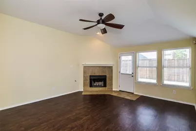 9409 Caliente Drive, McKinney, TX 75072 - Photo 4