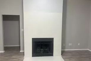 10524 Shadywood Dr, Fort Worth, TX 76140 - Photo 2