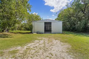 13690 Liberty School Rd, Azle, TX 76020 - Photo 30