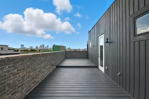 421 S Rayner St, Fort Worth, TX 76111 - Photo 30