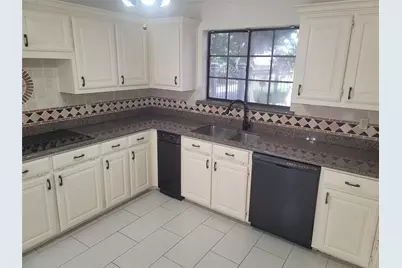 5719 Encore Drive, Dallas, TX 75240 - Photo 2