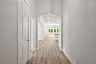 6406 Vivian Ln, Garland, TX 75043 - Photo 4