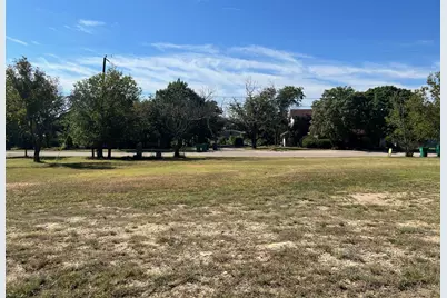 815 W Standifer Street, Hamilton, TX 76531 - Photo 16