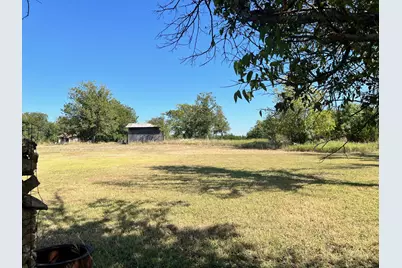 815 W Standifer Street, Hamilton, TX 76531 - Photo 18