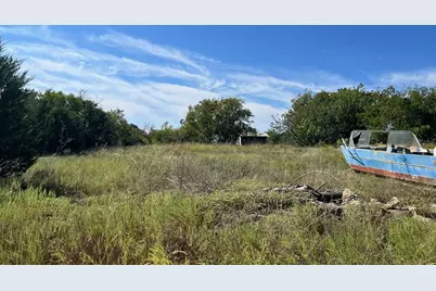 815 W Standifer Street, Hamilton, TX 76531 - Photo 20