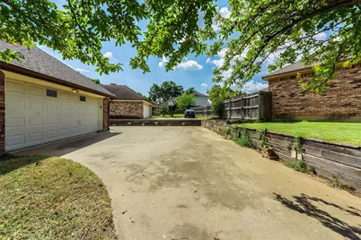 3532 Meadowside Drive, Bedford, TX 76021 - Photo 32