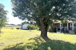 161 Luke Rd, Springtown, TX 76082 - Photo 4