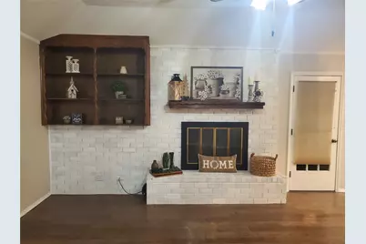 840 S Ridgeway Drive, Cleburne, TX 76033 - Photo 6