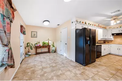 840 S Ridgeway Drive, Cleburne, TX 76033 - Photo 10