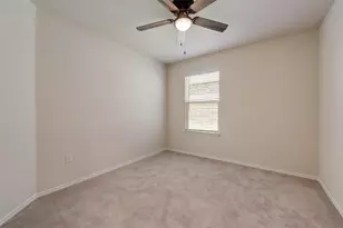 1129 Vernon Dr, Aubrey, TX 76227 - Photo 10