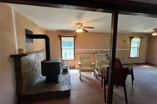 437 Lcr Redbud A, Mexia, TX 76667 - Photo 4