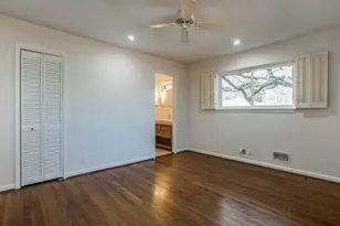 6327 Town Hill Ln, Dallas, TX 75214 - Photo 16