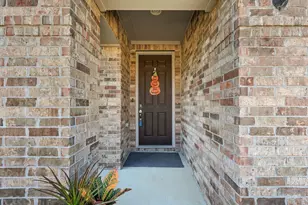9500 Leisure Pace Ln, Oak Point, TX 75068 - Photo 2