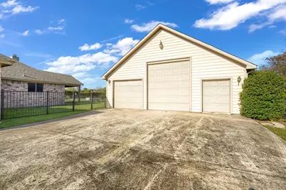 900 Crestview Lane, Wylie, TX 75098 - Photo 4