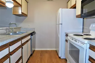 218 N Texas Blvd, Denton, TX 76201 - Photo 12