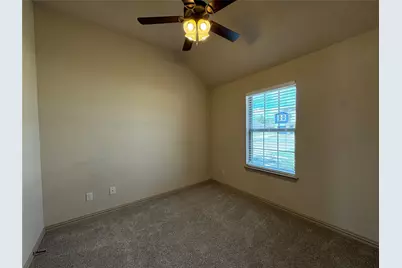 417 Lens Street, Eastland, TX 76448 - Photo 16