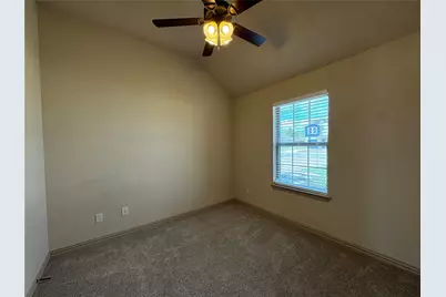 417 Lens Street, Eastland, TX 76448 - Photo 16
